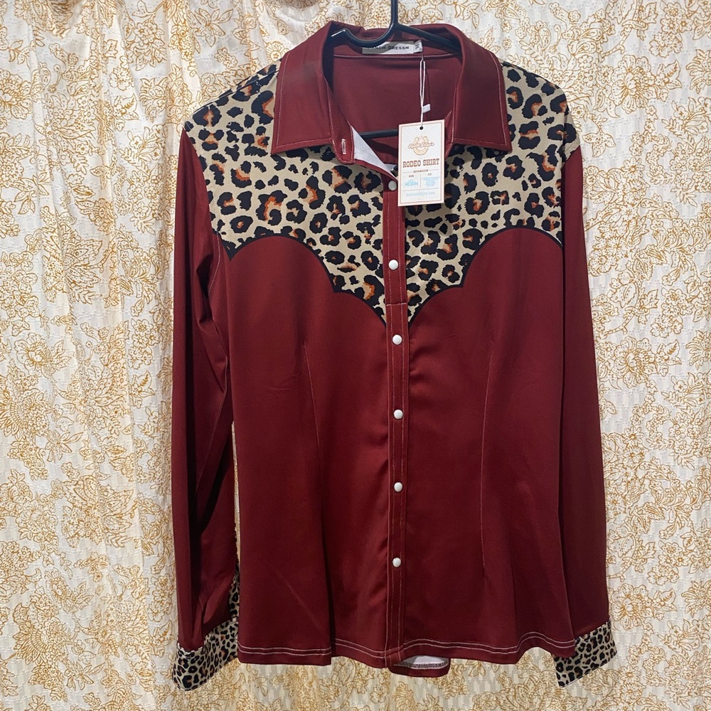 Ranch Dress’n Rodeo Shirt, size: medium. NWT!